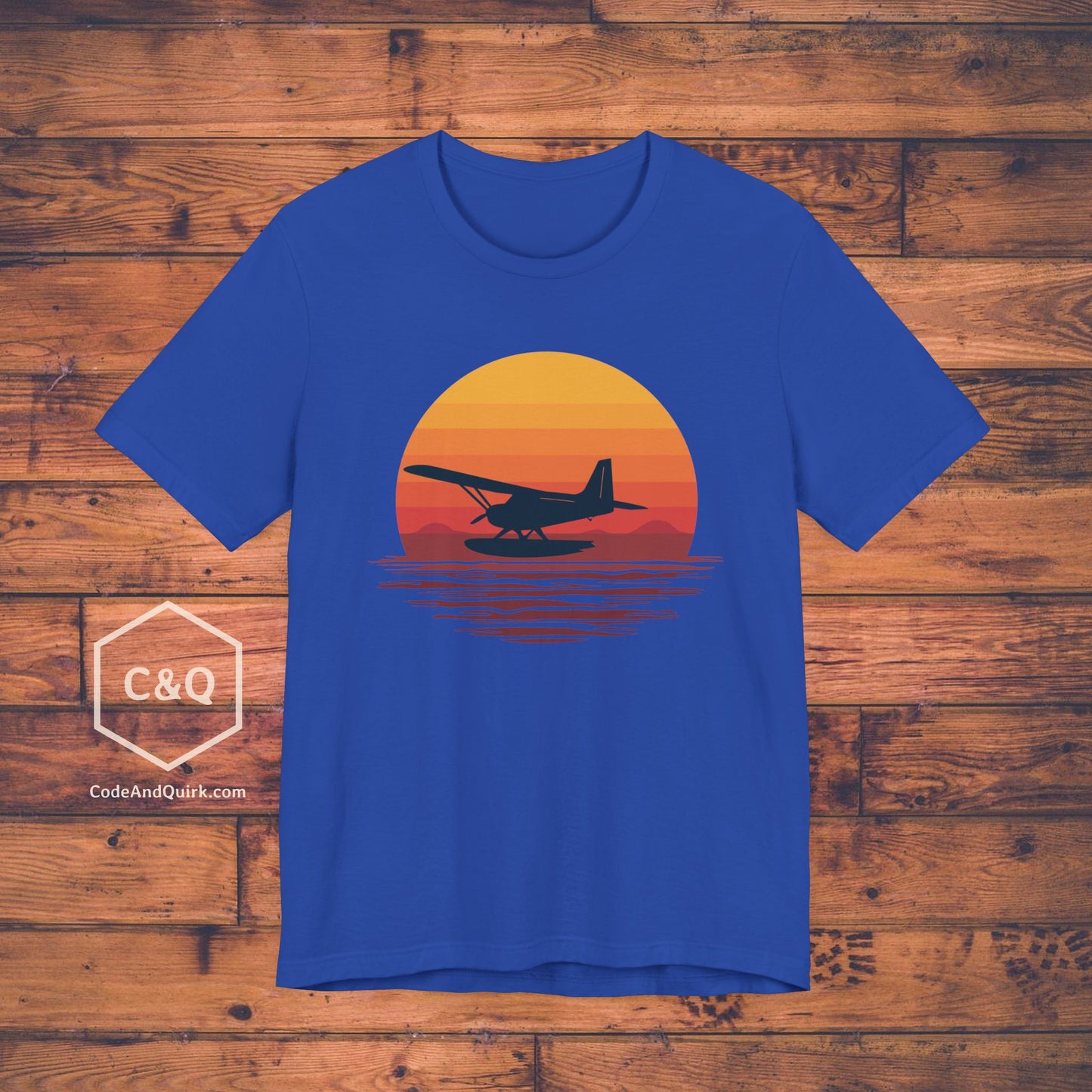 Seaplane landing at sunset - aviation fan's T-Shirt