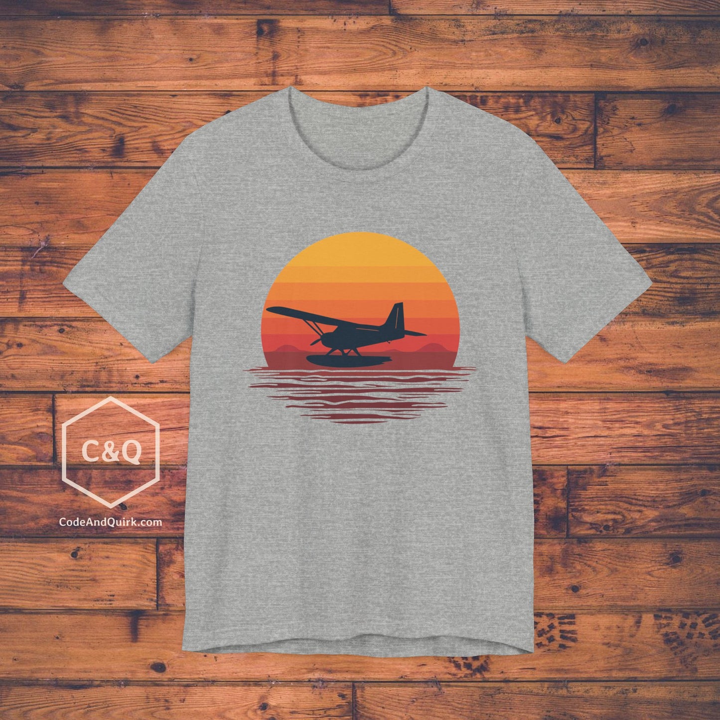 Seaplane landing at sunset - aviation fan's T-Shirt
