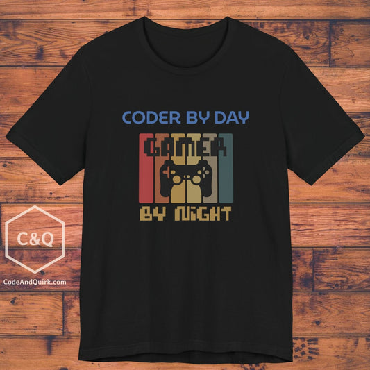 Coder by day, Gamer by night - geeky T-Shirt with retro design