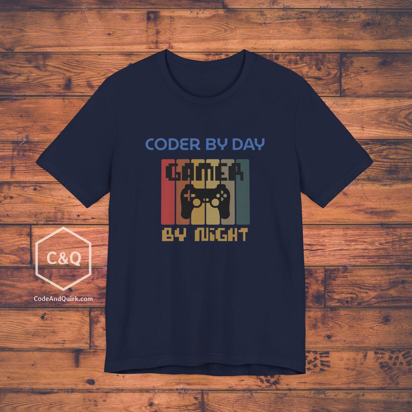 Coder by day, Gamer by night - geeky T-Shirt with retro design